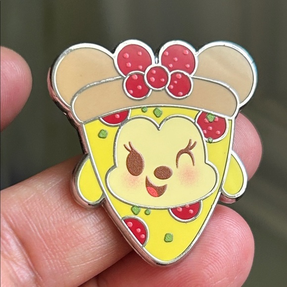 Disney Jewelry - 🖤2023 Disney Minnie Pepperoni Pizza Munchlings Series 3 Mystery Pin